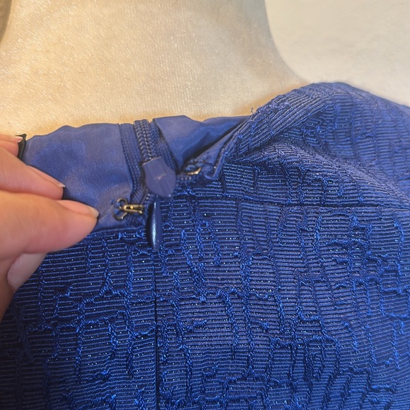 TAHARI Arthur S. Levine Blue Royal Midi Dress Size 2 - Picture 10 of 12
